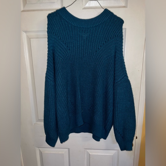 Blue Sweater - Picture 2 of 2